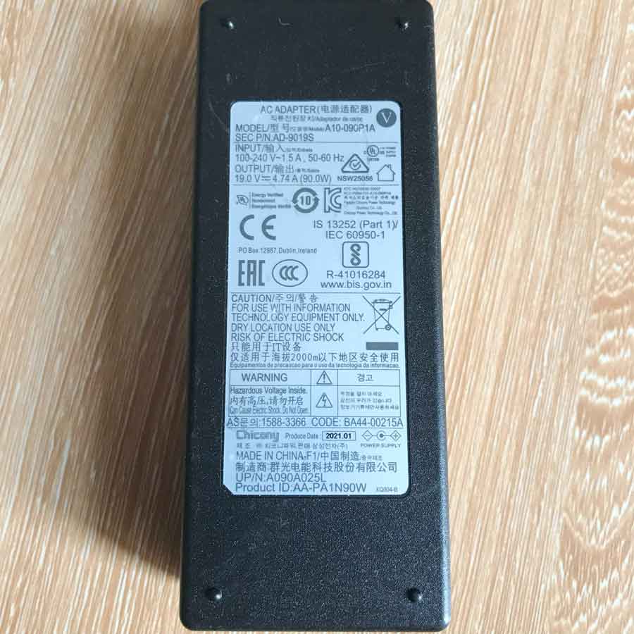 Chuyển Nguồn Adapter Samsung AD-9019S 19.0V 4.74A 90W Connector Size 6.3mm² x 4.0mm²