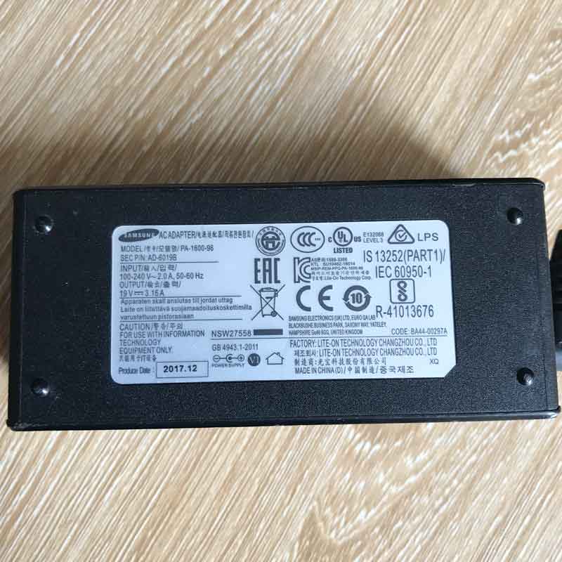 Chuyển Nguồn Adapter Samsung PA-1600-96 19V 3.16A 60W Connector Size 5.5mm² x 3.0mm²