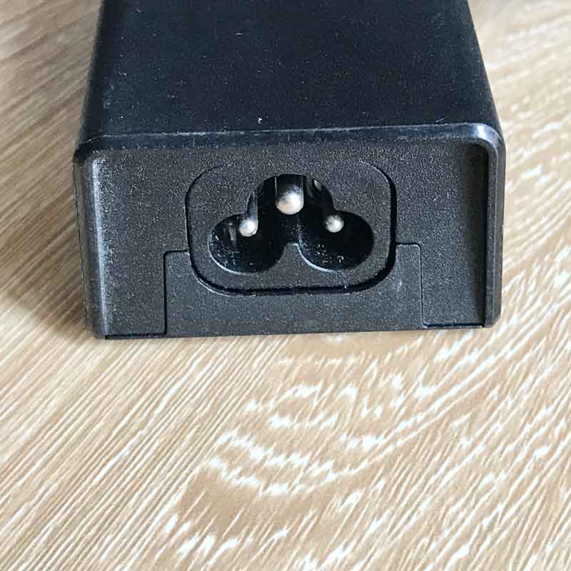 Chuyển Nguồn Adapter Samsung PA-1600-96 19V 3.16A 60W Connector Size 5.5mm² x 3.0mm²