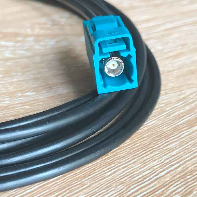 Cáp ăng ten GPS Fakra connector in close-up view female to female length 3M chuyên dụng cho xe ô tô