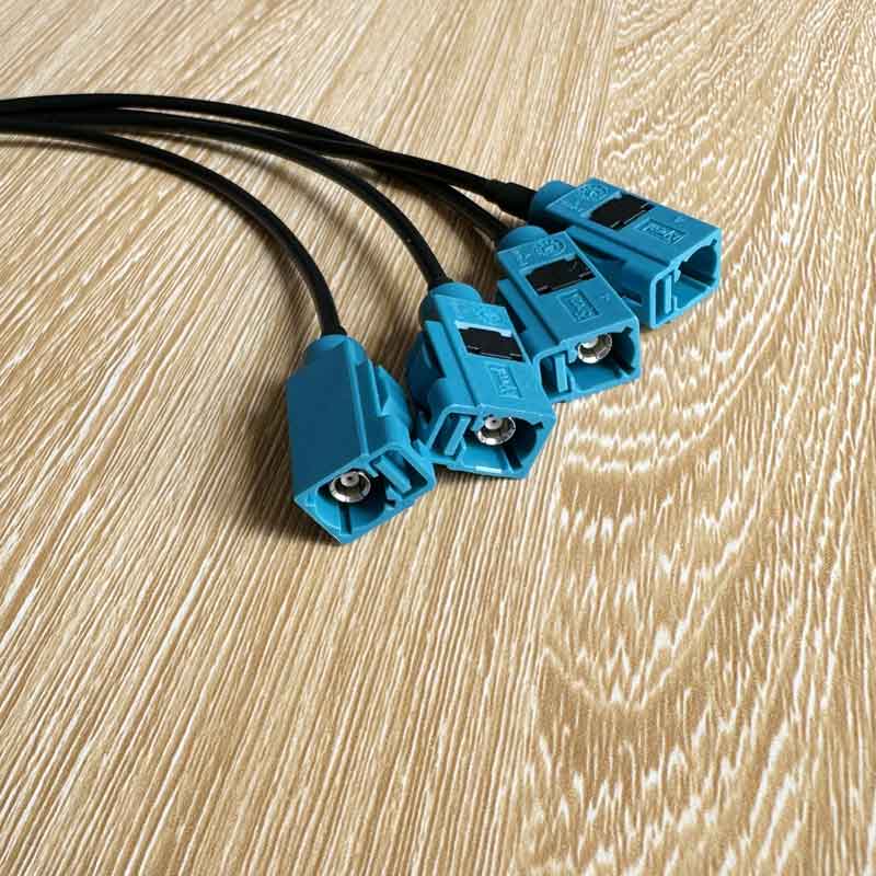 Cáp LVDS-40 Chia Tín Hiệu Mini Fakra to 4 Fakra-Z Length 40cm