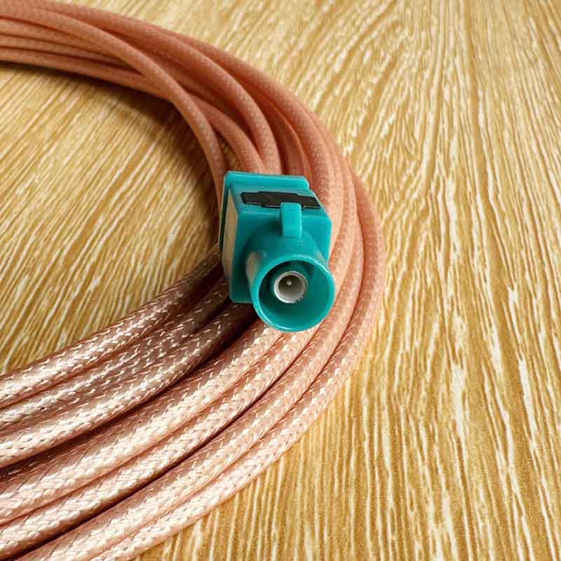 Cáp ăng ten GPS Fakra RG-316D connector in close-up view male to female length 5M chuyên dụng cho xe ô tô