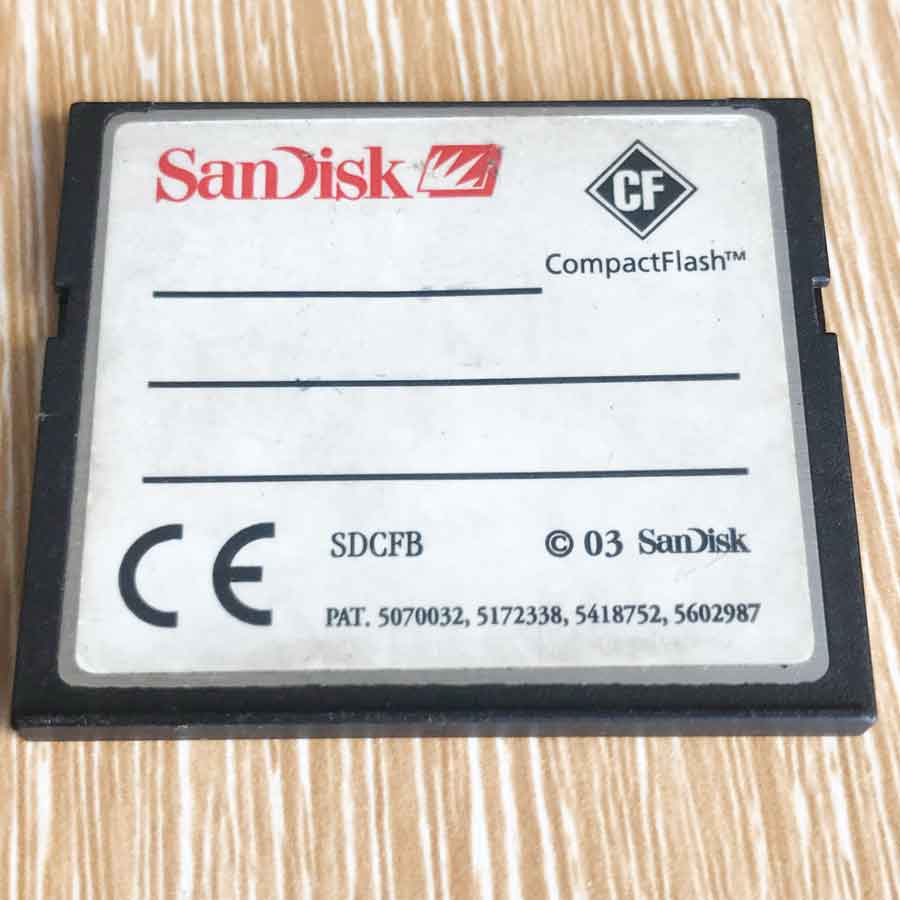 Thẻ nhớ flash card Sandisk 32mb compact flash card
