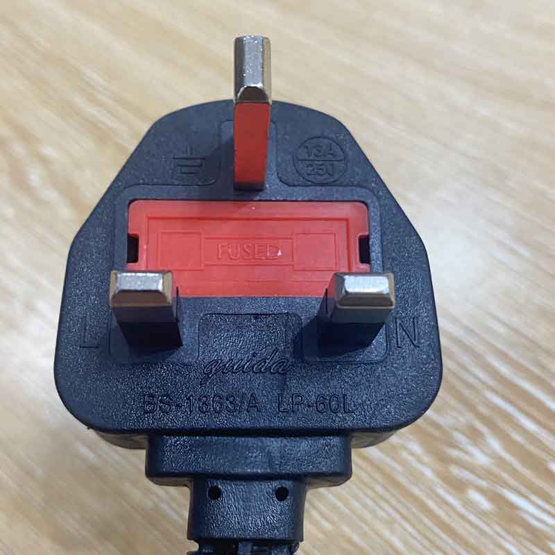 Dây Nguồn Máy Chủ BS1363/A LP-60L UK 13A-250V POWER CORD IEC 60320 C-13 Chuẩn 3 Chấu Có Cầu Chì AC Power Cord BS1363/A LP-60L to C15 13A 250V 3X0,75mm² Length 1,8M