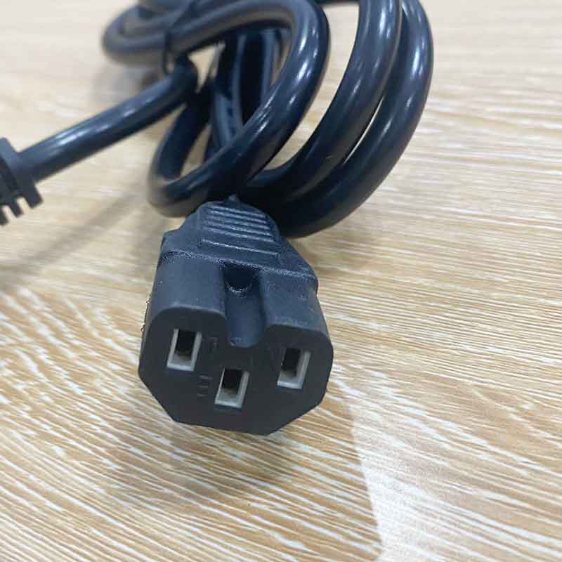 Dây Nguồn Máy Chủ BS1363/A LP-60L UK 13A-250V POWER CORD IEC 60320 C-13 Chuẩn 3 Chấu Có Cầu Chì AC Power Cord BS1363/A LP-60L to C15 13A 250V 3X0,75mm² Length 1,8M