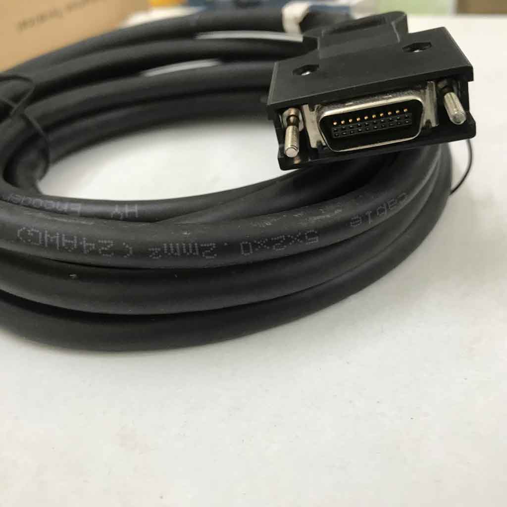 SERVO MITSUBISHI MR-JCCBL3M-L Cable